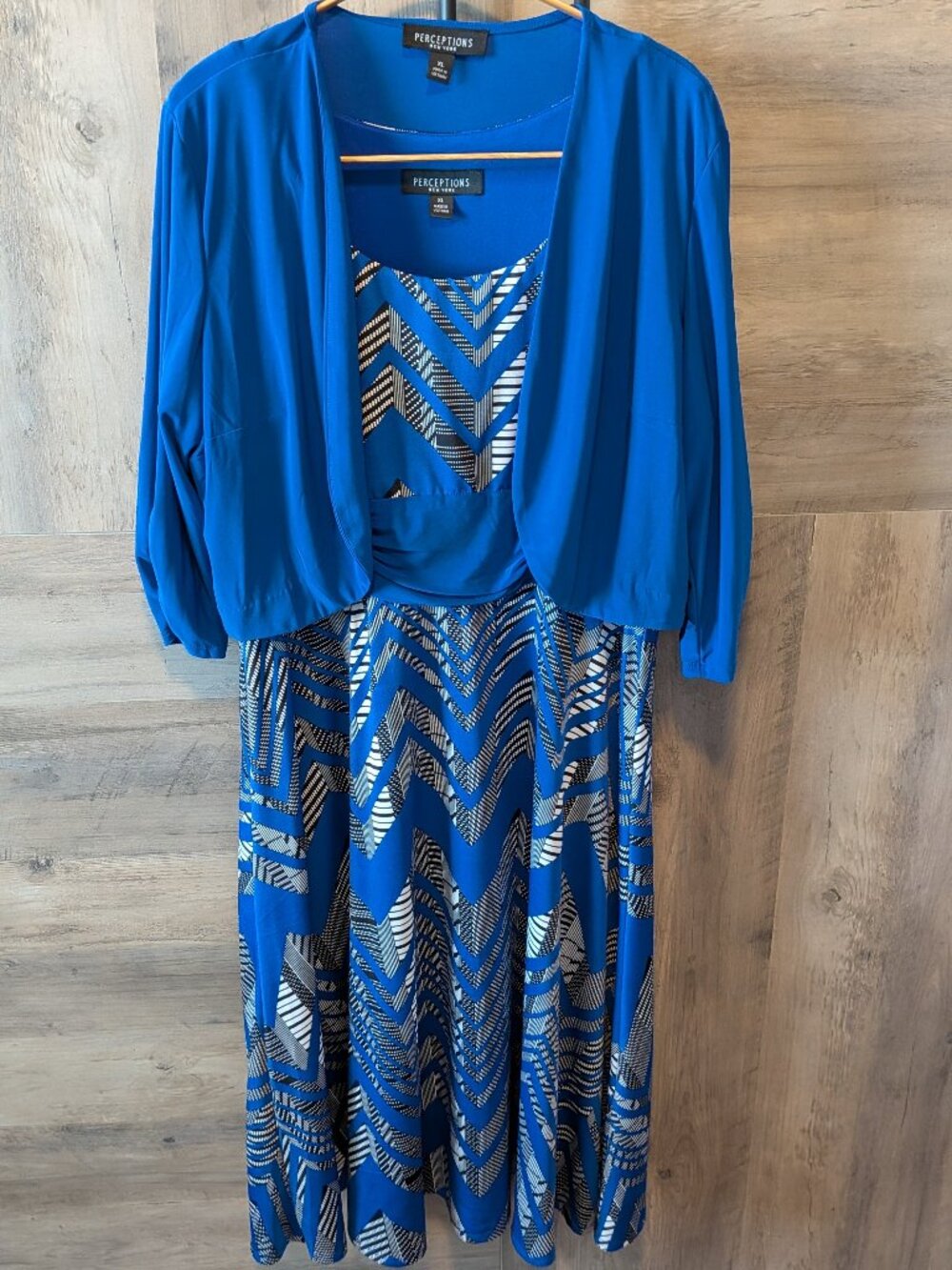 PERCEPTIONS New York XL 2-Piece Dress Set With Shrug Jacket Blue Zig Zag Pattern